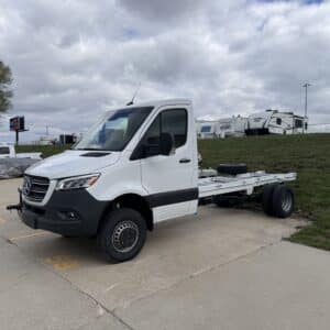 Cab Chassis – various model years <1,000 miles