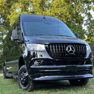 Deluxe Series – 2023 Black/Black