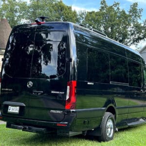 Deluxe Series – 2024 Black/Beige