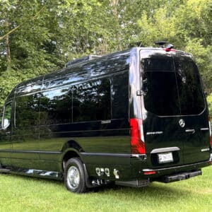 Deluxe Series – 2024 Black/Beige