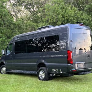 Deluxe Series – 2023 Gray/Tan