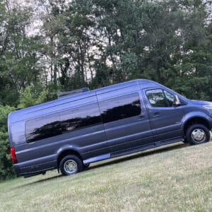 Deluxe Series – 2023 Gray/Tan