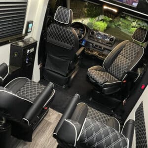 Deluxe Series – 2025 Black/Black 144 AWD