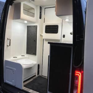 Deluxe Series – 2025 Black/Black 144 AWD