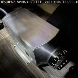 Deluxe Series – 2025 Black/Black 144 AWD