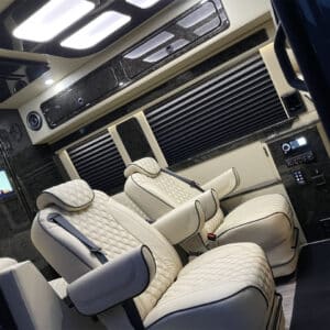 Deluxe Series – Grey/Beige 144 AWD
