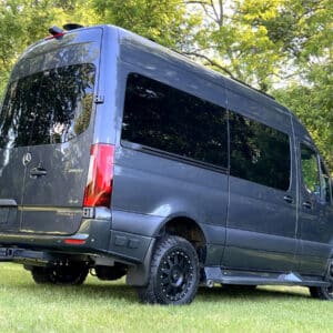 Deluxe Series – Grey/Beige 144 AWD