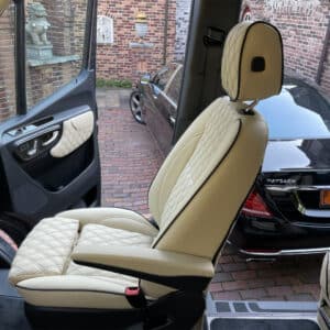 Deluxe Series – Grey/Beige 144 AWD