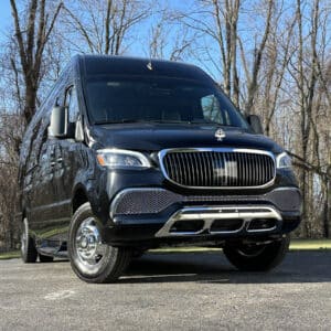 Deluxe Series – 2024 Black/White