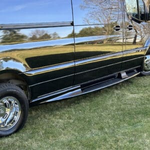 Deluxe Series – 2024 Black/White