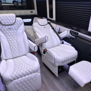 Deluxe Series – 2024 Black/White