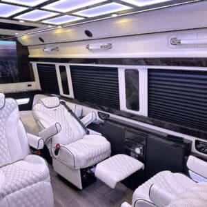Deluxe Series – 2024 Black/White
